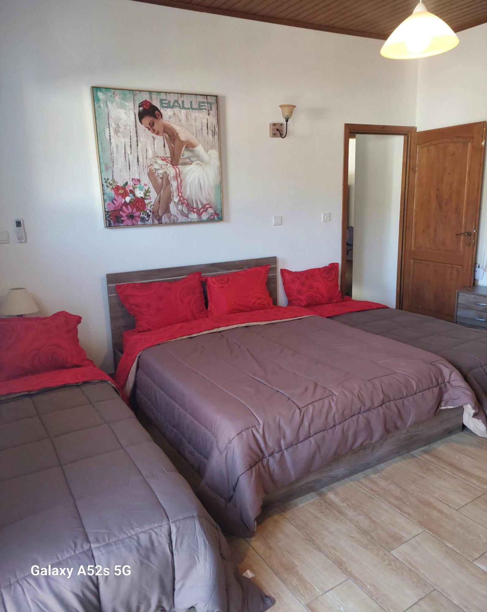 Love Holiday Suite 2 Tris Elies Exteriér fotografie